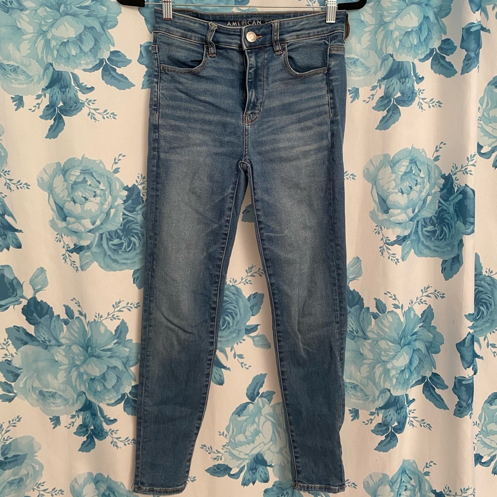 AE Light Wash Skinny Jean Super Stretch